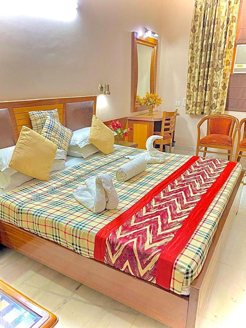 Hotel C Park - Karol Bagh, New Delhi Dış mekan fotoğraf