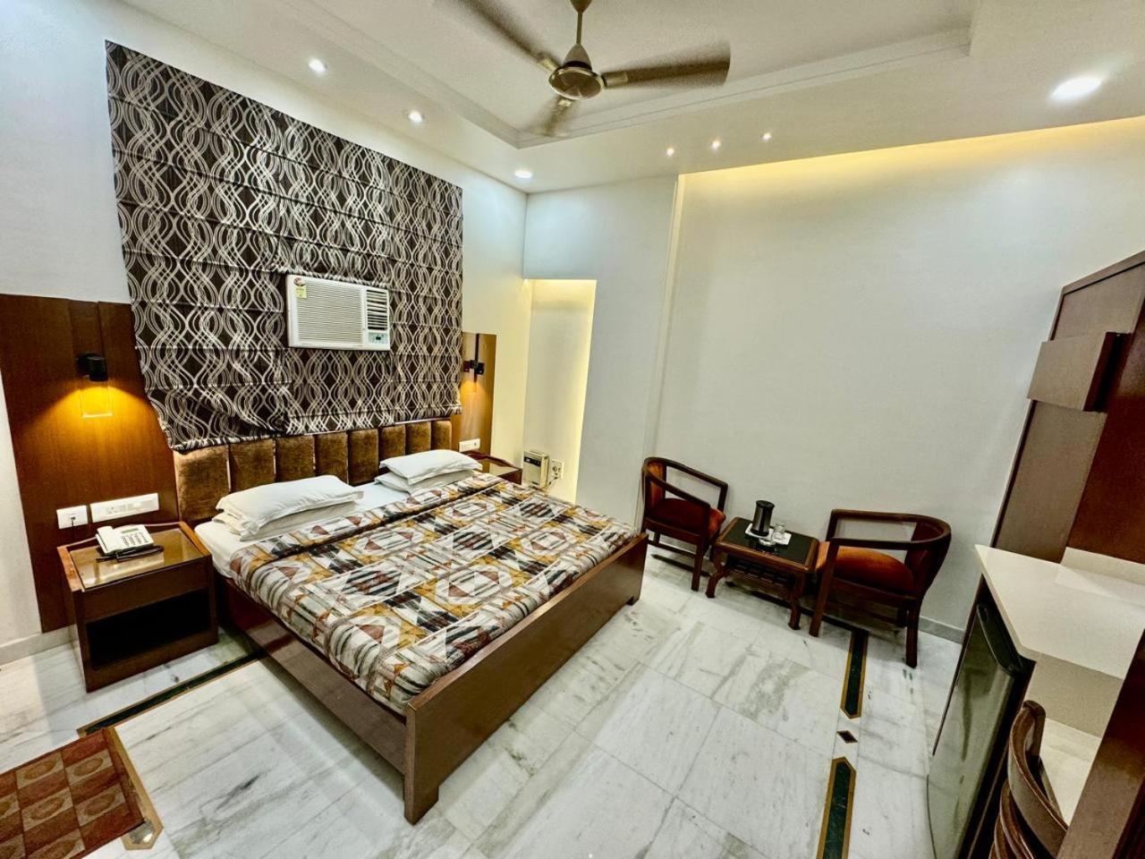 Hotel C Park - Karol Bagh, New Delhi Dış mekan fotoğraf